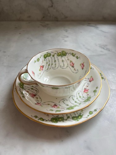 Antique royal crown - royal,