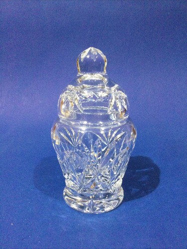 Crystal glass hand - glass, lidded