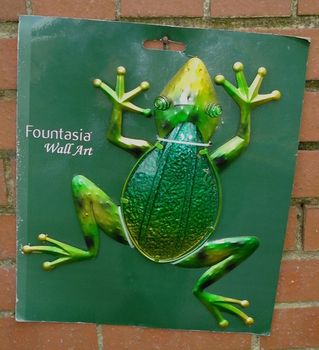 Large metal fountasia - large,