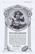ROYAL VINOLIA CREAM SOAP -