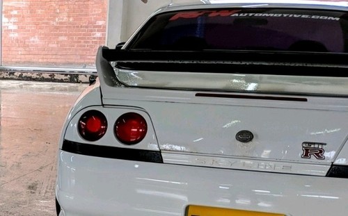 Nissan skyline gtr r33 - gtr,