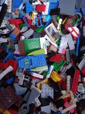 LEGO 2.5kg Random Pieces No Minifigures