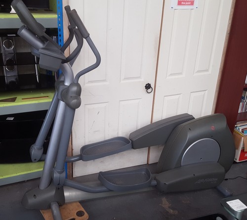 Life fitness x9i - fitness, elliptical