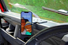 Land Rover Defender Phone Holder RAM AMPS Brodit compatible 200 tdi 300 tdi TD5