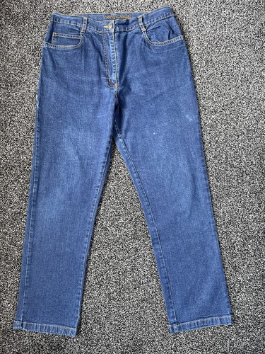 Women retro blue jeans - women’s,