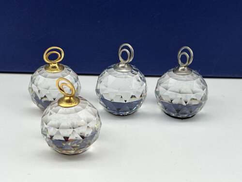 Swarovski figurines card - swarovski,