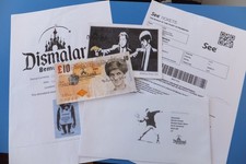 Banksy signed tenner &