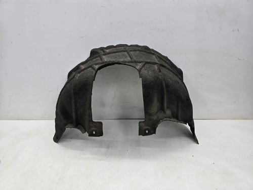 Volvo v40 rear left - rear, arch