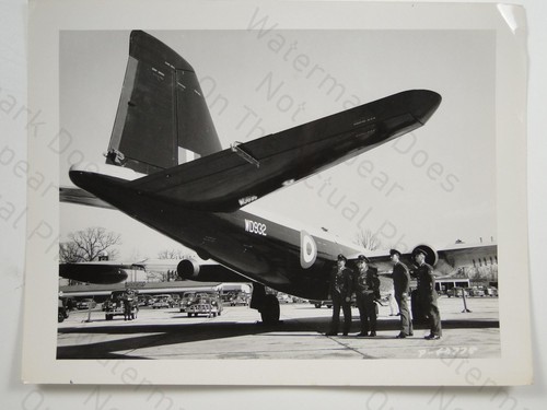 English electric canberra - electric,