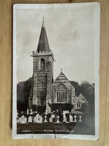 Postcard twyford church - postcard,