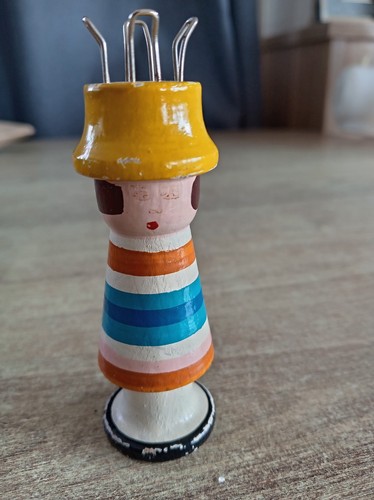 Vintage wooden knitting nancy - wooden,