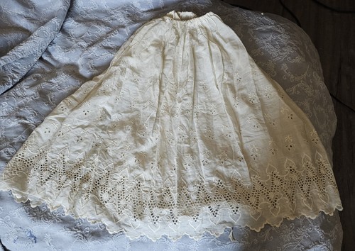 Antique edwardian white cotton - white,