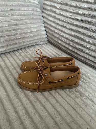 Chameau brand new - brand, leather
