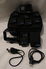 GoPro Hero 7 Black 4K HD 12MP - Samsung Evo 256 Card/7 Batts/Charger/Case/Extras