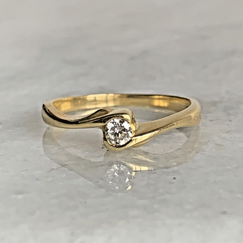 Diamond solitaire twist - ct,