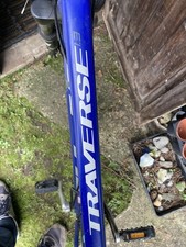 uji traverse 1.3 hybrid bike. 