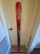 Volkl Mantra M6 -170cm skis -