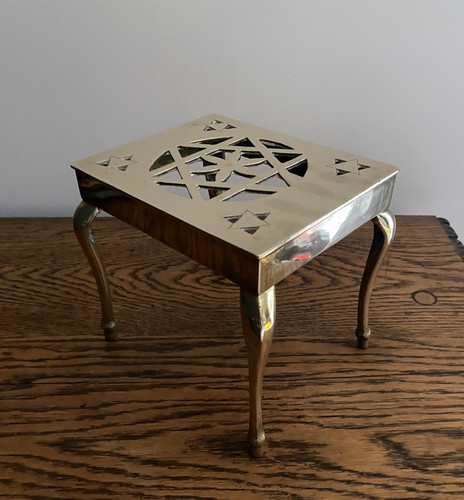 Large substantial early - large,