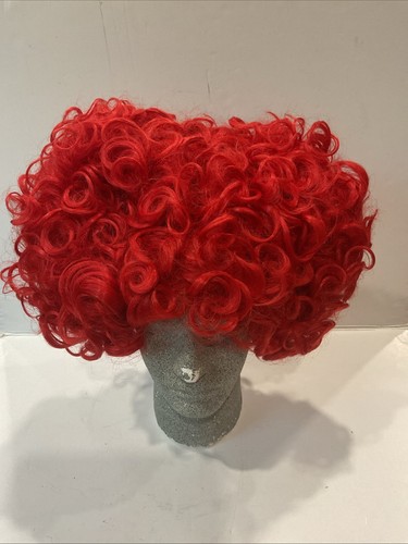 Red queen hearts wig - red,