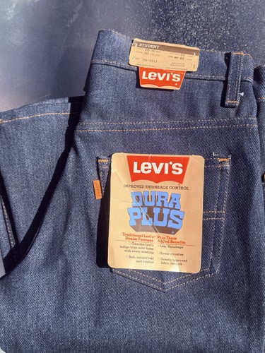 Deadstock nwt levi 784 - deadstock,