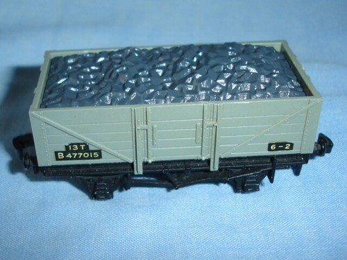 Looks like hornby dublo - hornby,