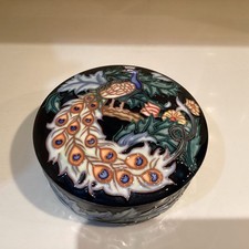 OLD TUPTON WARE - ROUND -