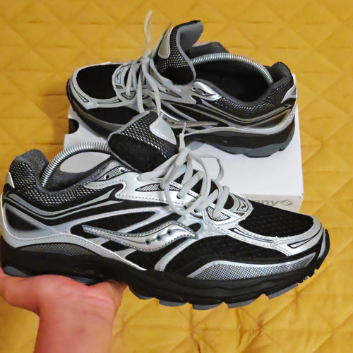 New saucony progrid - ,