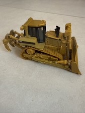 Cat D8R Bulldozer 1:50 diecast