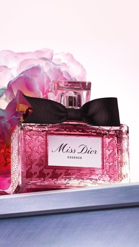 Brand new sealed dior - sealed, essence