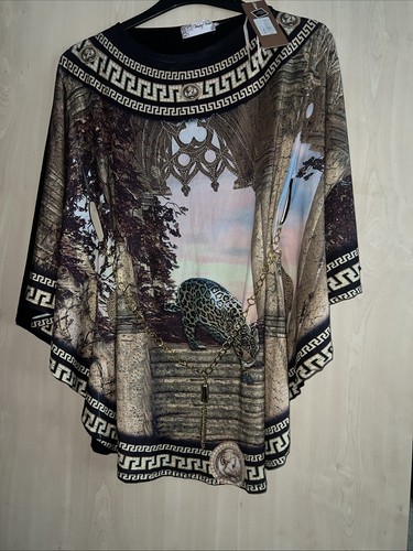 Batwing top with - batwing,