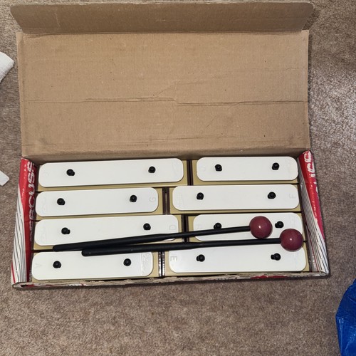 Set chime bars by - of, 8