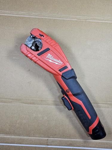 Milwaukee m12 compact pipe - milwaukee,