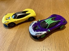 2 x Scalextric C4142 Batman Joker Inspired Car + C4275 Rasio C-20 Yellow DPR
