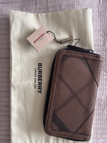 Burberry check zip around - burberry,