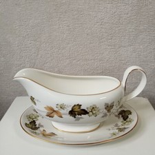 Royal Doulton Larchmont Gravy