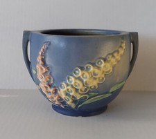 Roseville Vintage Art Pottery