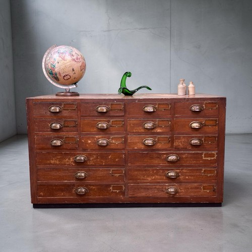 Stunning vintage haberdashery - vintage,