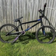 Mongoose BMX Bike Freestyle Skate Park 20inch Wheels With Pegs Purple+black