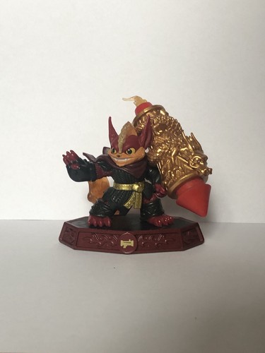 Skylander flarewolf - skylander:,