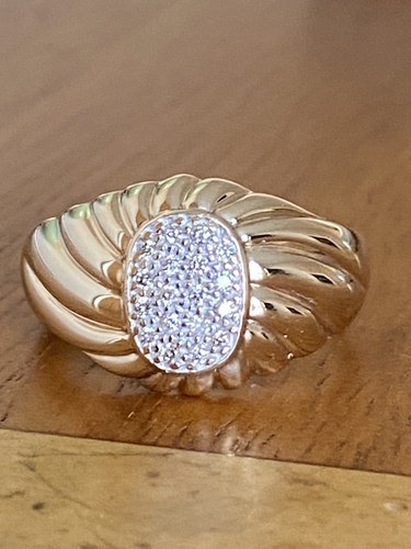 Gents 9ct gold diamond oval - &,