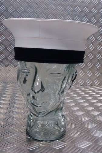Royal navy sailors - sailors, pie