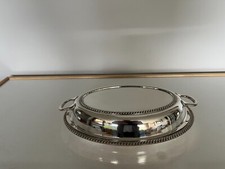 SILVER PLATED TWO HANDLED OVAL SHAPED ENTREE DISH WITH A BEADED BORDER (ED-HW)