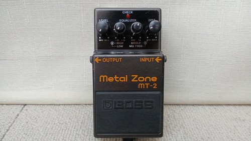 Boss metal zone guitar - mt,