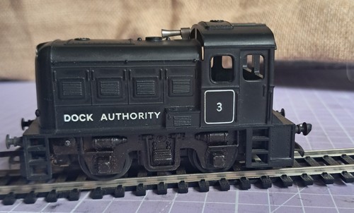 Hornby r253 diesel dock - hornby, 0-4-0