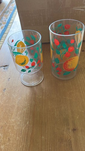 Vintage acrylic plastic - acrylic/,