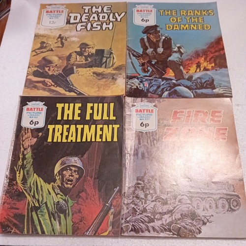 Battle war comic books - /,