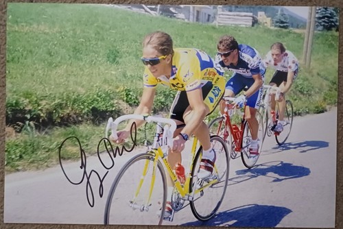 Greg lemond passes cyclists - lemond,