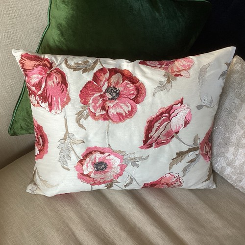 Laura ashley cream - laura, cassis
