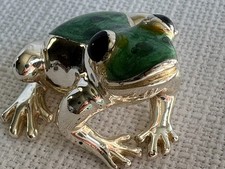 Saturno frog in silver & enamel