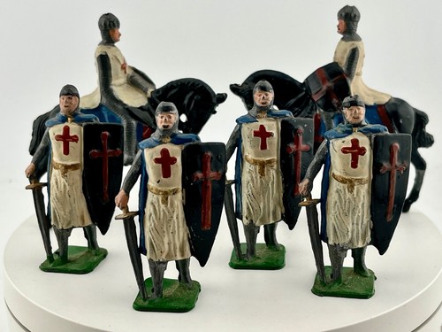 Six crusader knights - six,